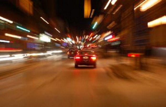 night-speed-drive_21037452