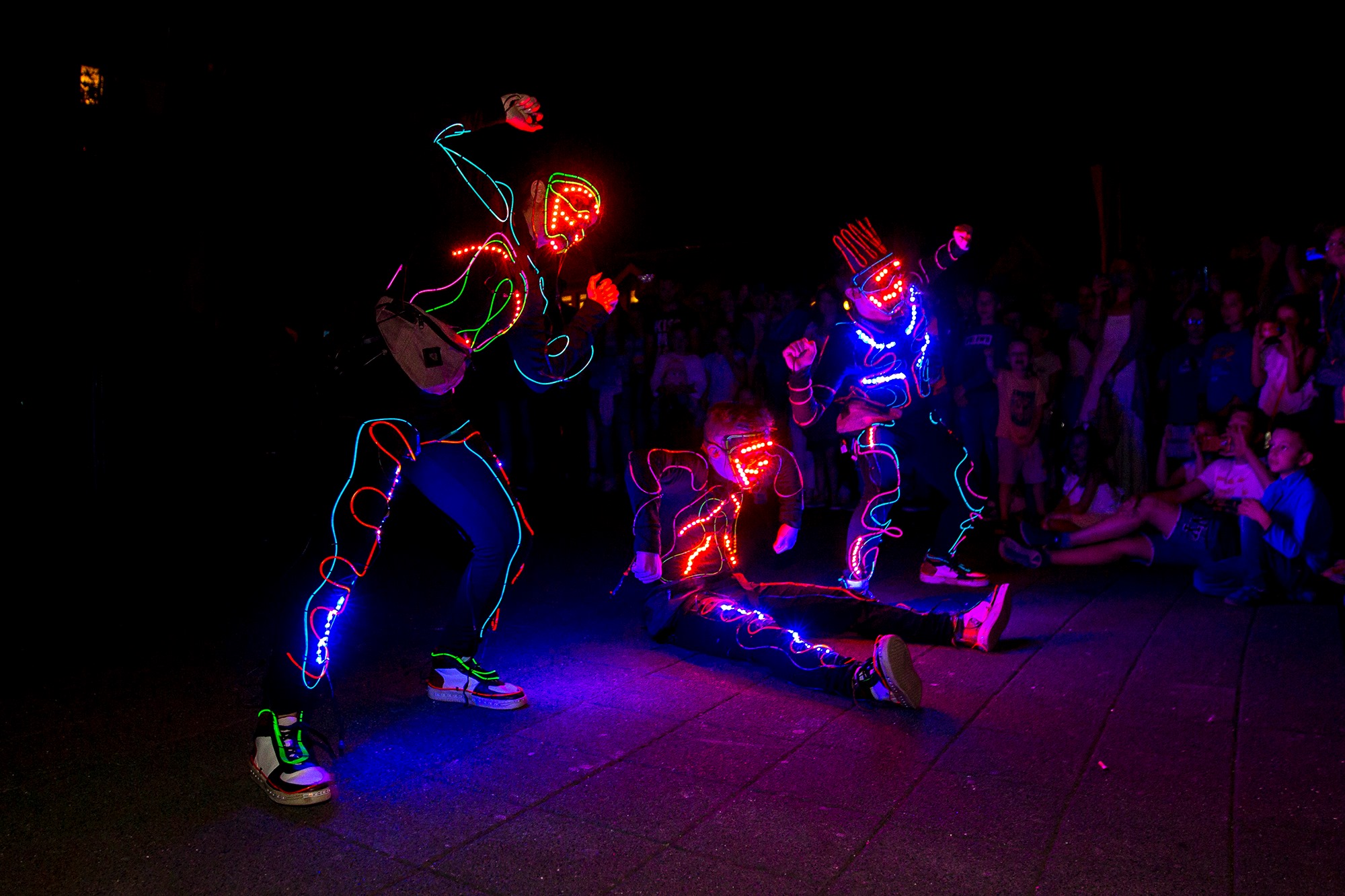 Tesla power of lights (12)