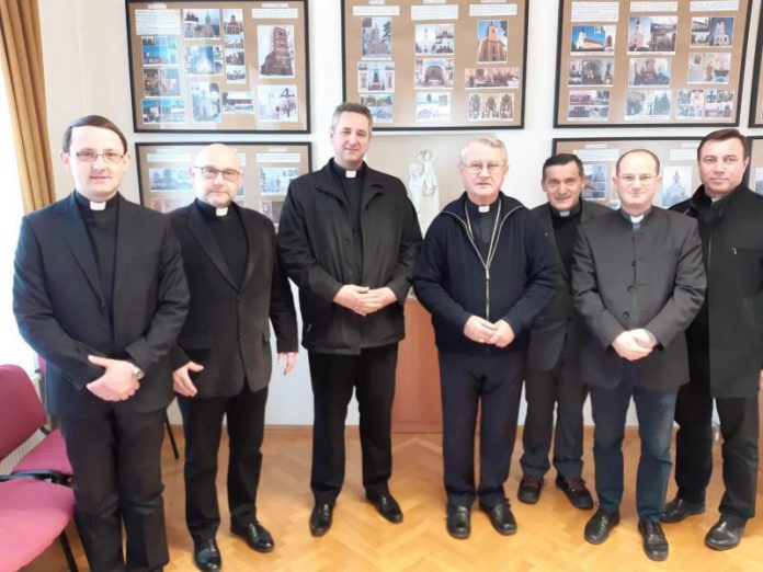 Biskupija, savjetnici