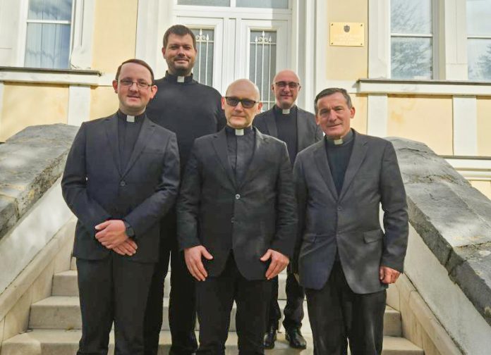 20231030_120657__velika