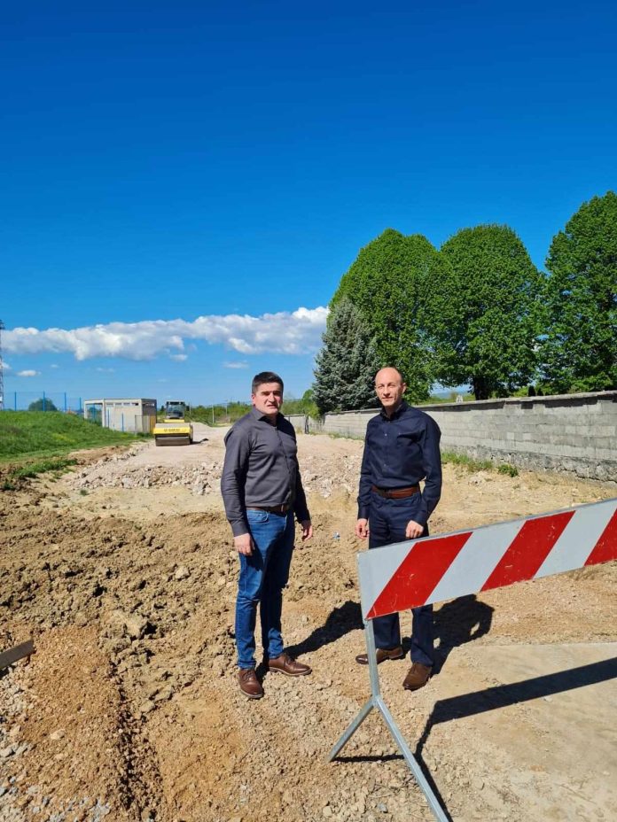 865aec85-aca9-41d3-98e8-ec820c8d6cac