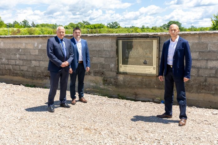 Spomenik-zrtvama-poraca-Druzak-696x464