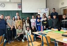 Gospićki osnovnoškolci uče o elektrostatici kroz praktičan rad