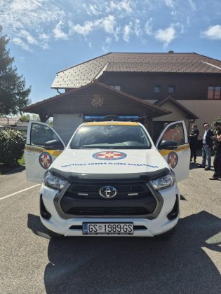 7a288525 c4d2 485d 8d95 9c00166262a9