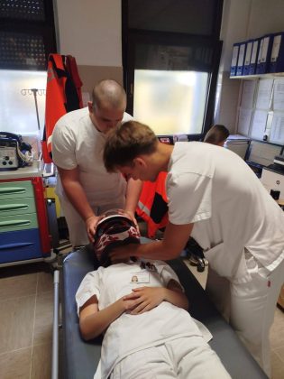 Hitna medicinska sluzba5