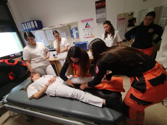 Hitna medicinska sluzba7