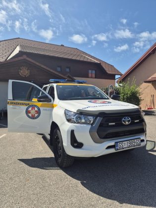 e4fb2812 db6a 4c37 8f4a 609ef575a5bb