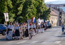 U Otočcu održana 26. Smotra folklora