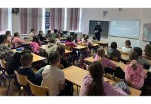 Policijske službenice Policijske uprave ličko-senjske predstavile i provele projekt #sigurniONLINE