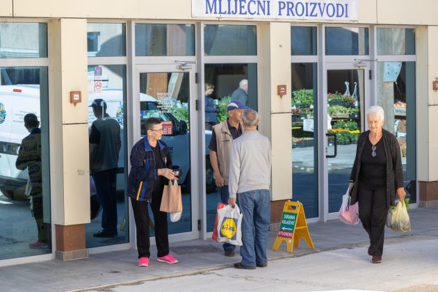 Trznica 2 1