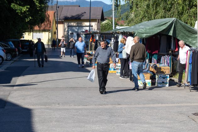 Trznica 27