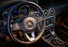 Razbijen lanac kradljivaca automobila: Vozila skrivali u garažama i prevozili preko granice