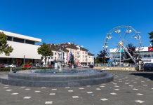 Počele pripreme za Teslin rođendan: Bina postavljena, stižu Grše i svjetlosni spektakl