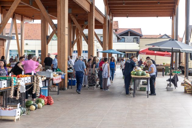 Trznica 3